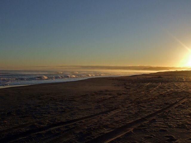 1358 Waiotahi Beach at sunrise
