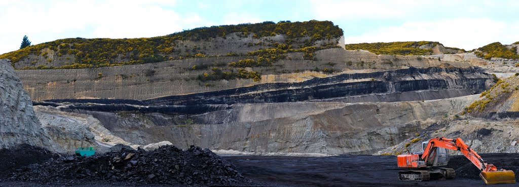 Kaitangata Coal Mine - open pit