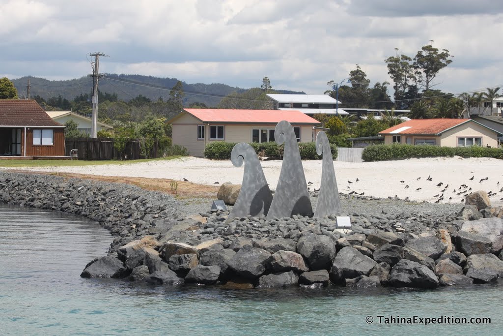 Sculpture at entrance to Marsden Cove marina