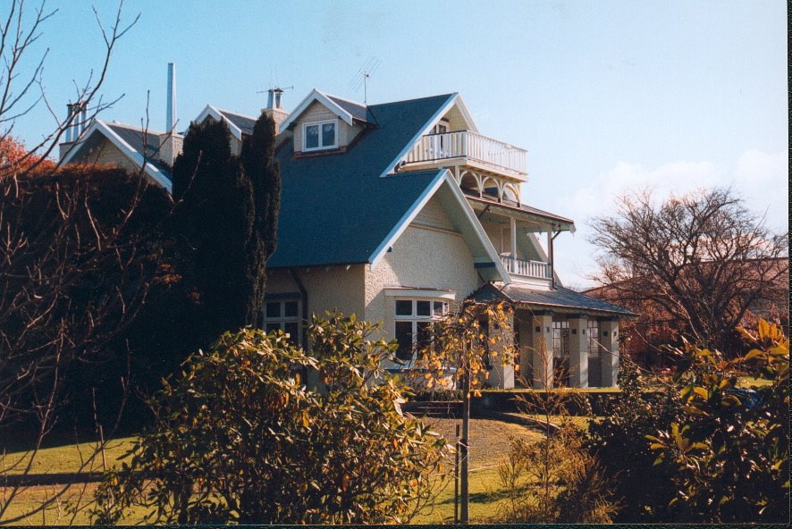 Halstead House