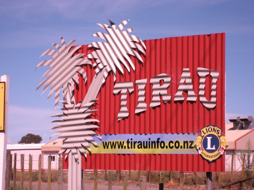 Corrugated iron sign for the town of corrugated iron