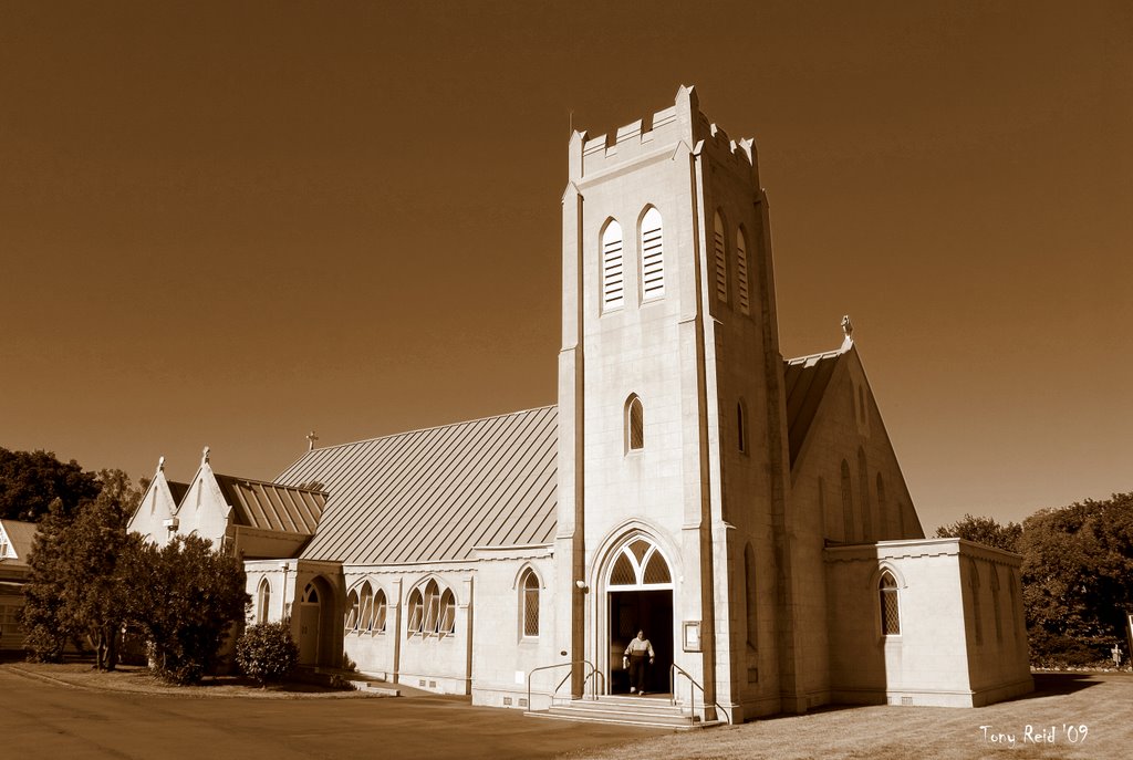 St John The Baptist Anglican Church  by Tony Reid