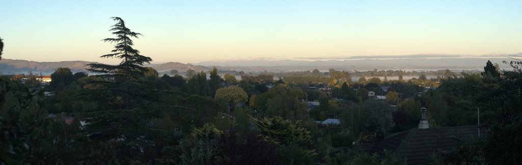Havlock North: Sunrise Panorama with some fog in the valleys