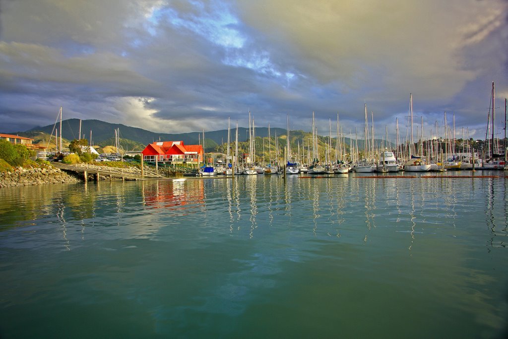 storm approaching Nelson harbour