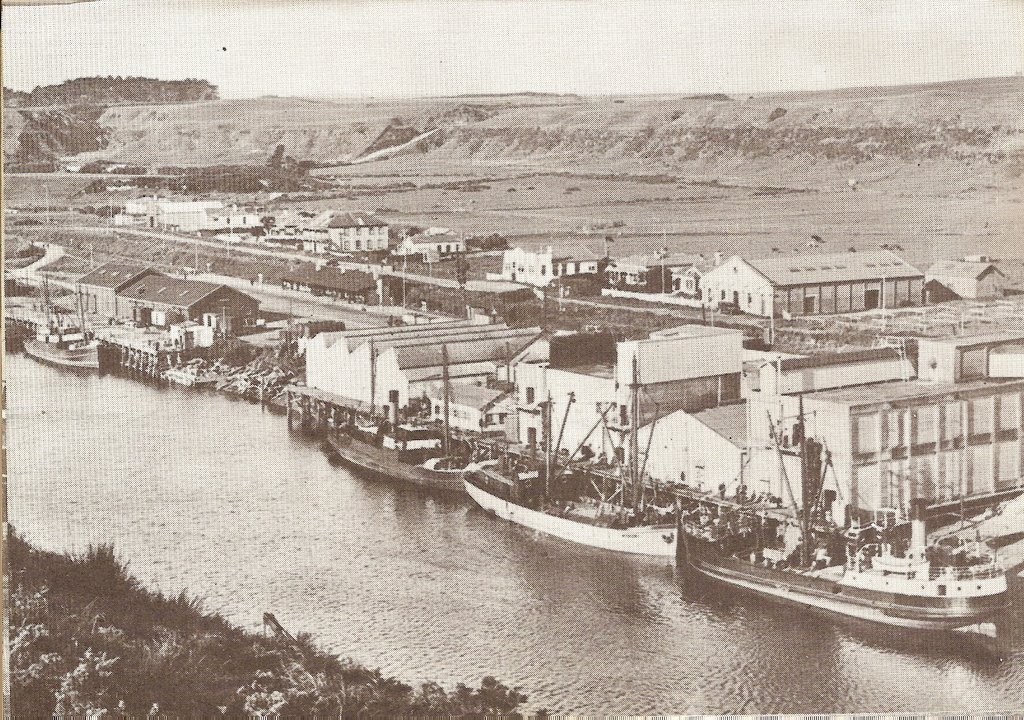 Historic 1934 photo of the Patea wharves.   Poor  photo but the only one known that shows the port as it was. 