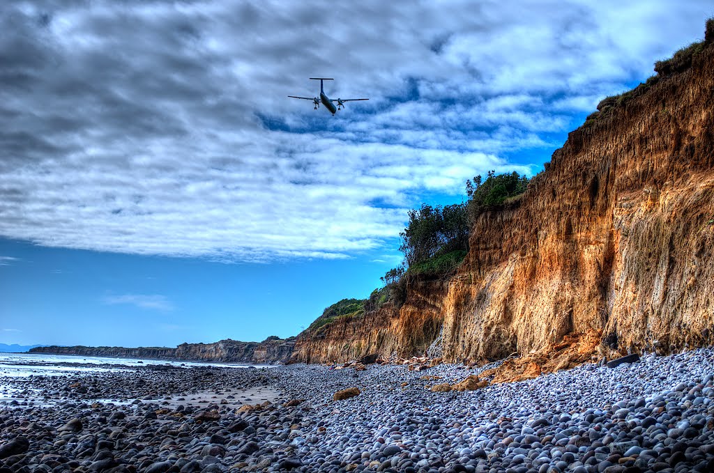 Landing cliffs